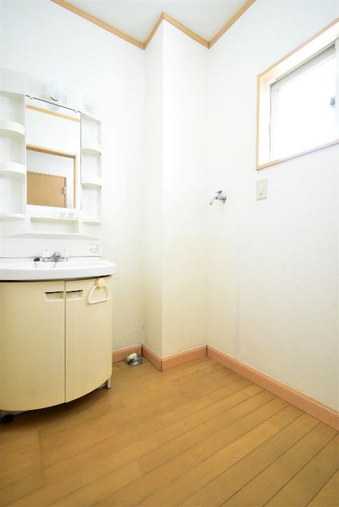 フェヴァリー Vの内装