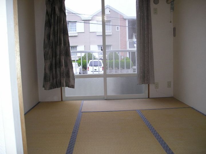 サザンヒル三郷の居間