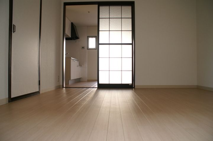 フォーブル吉村 A棟の居間
