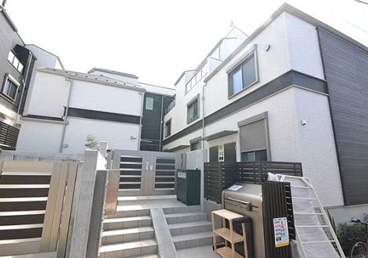東京都世田谷区北沢4(アパート)の賃貸物件の外観