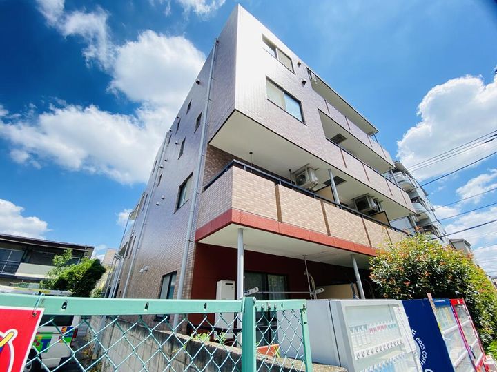 ブリリアントハイツの外観