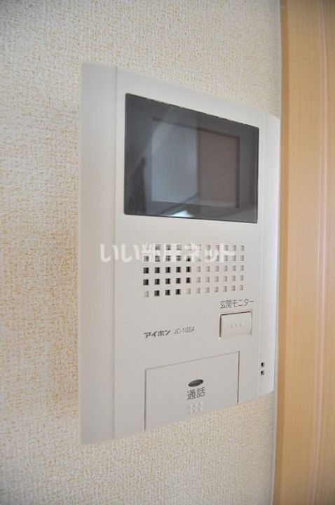 レジデンス須恵IIの玄関