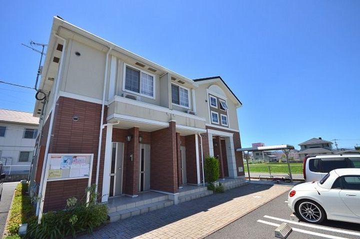 レジデンス須恵IIの外観