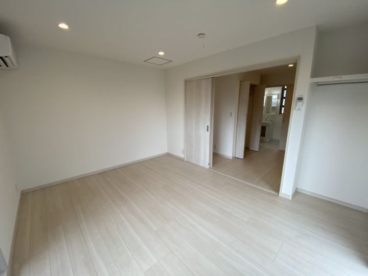 エクリュ空港入口の居間