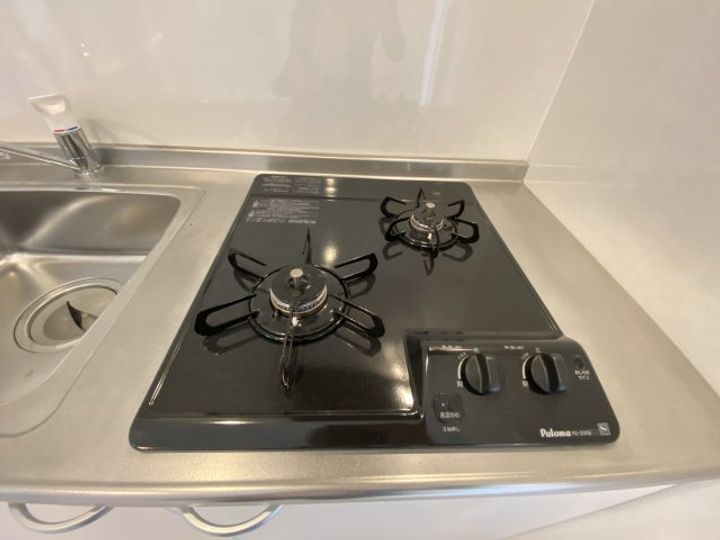 エクリュ空港入口の内装