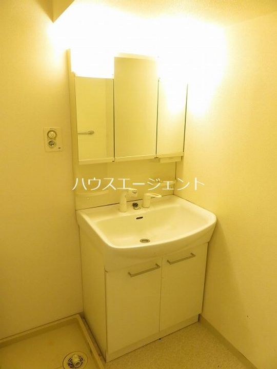 グロリア参番館の内装