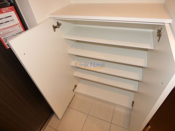 レジュールアッシュ九条の内装