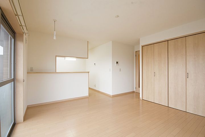 グリーンヒルズEASTIIの居間