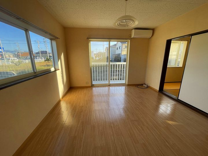 グランオークの居間