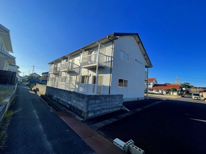 グランオークの外観