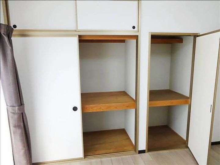 ミレニアムの内装