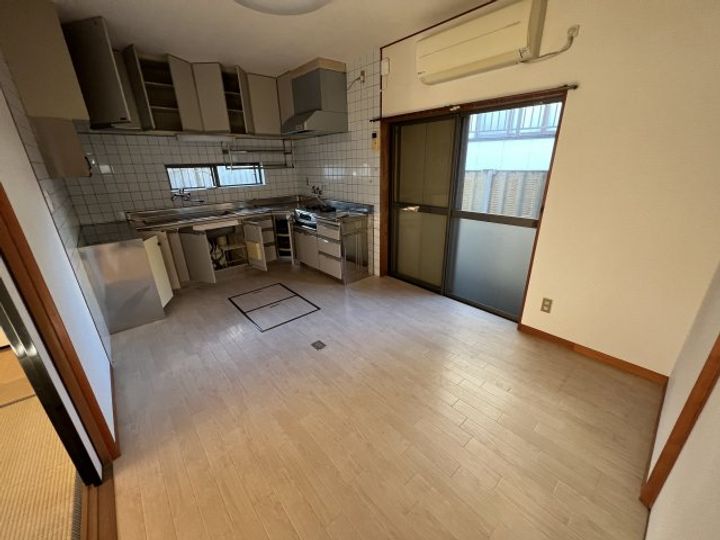 高知県高知市新屋敷2(一戸建)の賃貸物件のキッチン