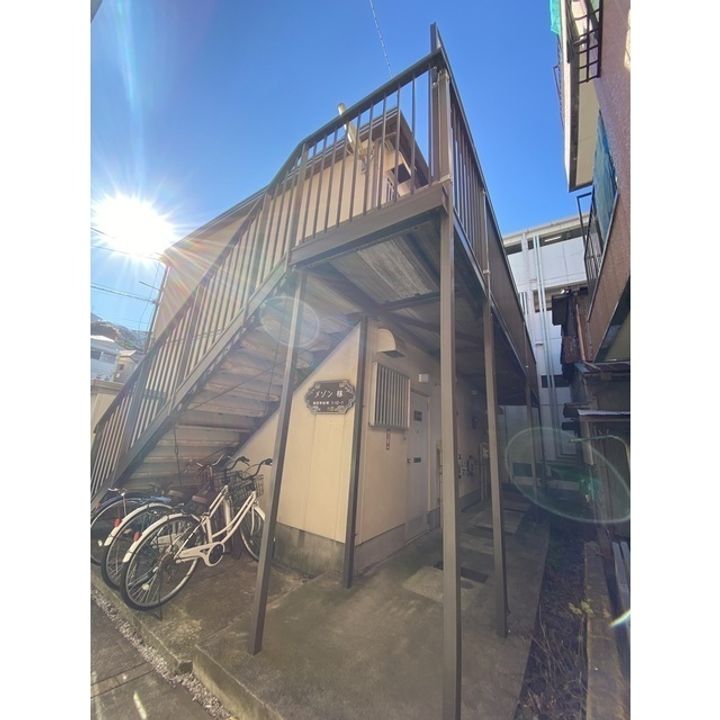 メゾン林の外観