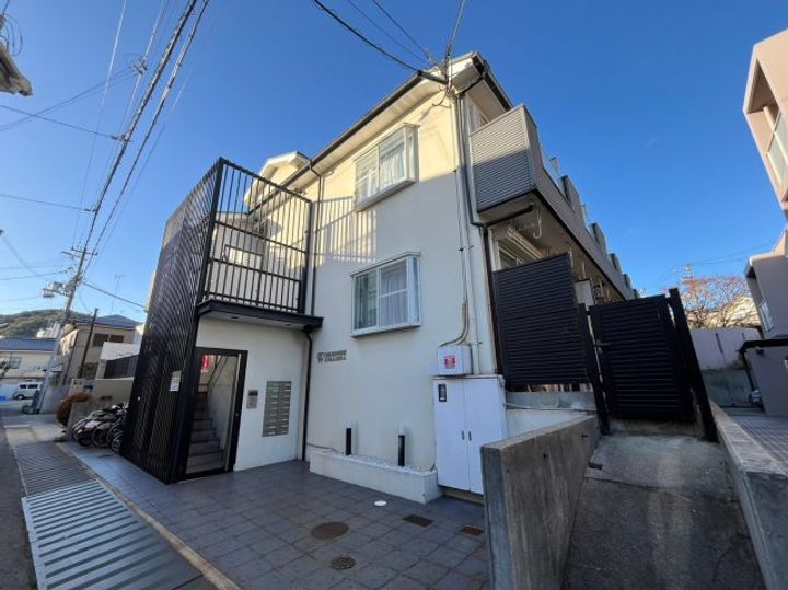 ワコーレ須磨寺の外観