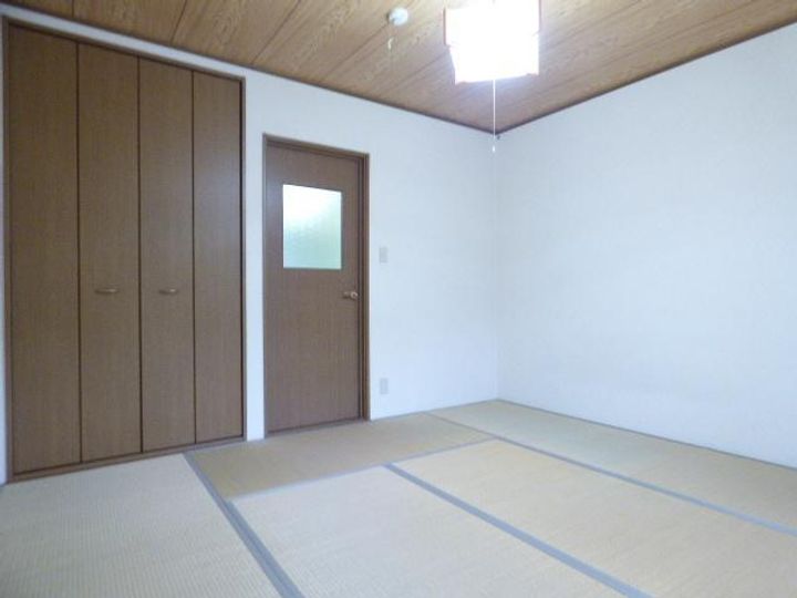 大里町アパートの内装