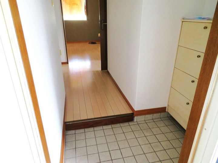 レジデンス豊町の玄関