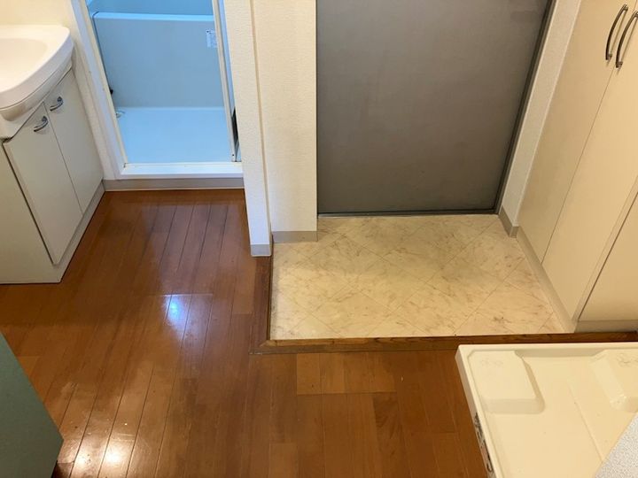 アクアコート金沢八景の玄関