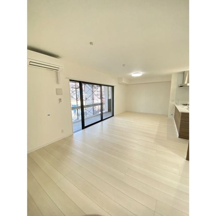 LIBTH原水の居間