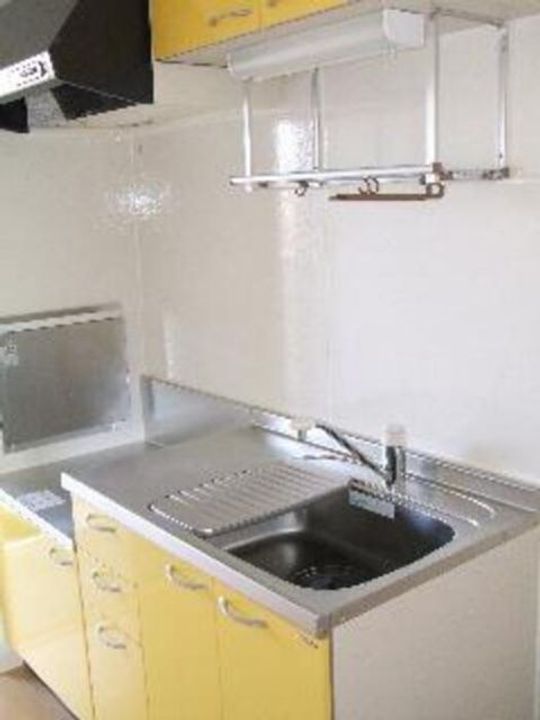 栃木県小山市西城南5(アパート)の賃貸物件のキッチン