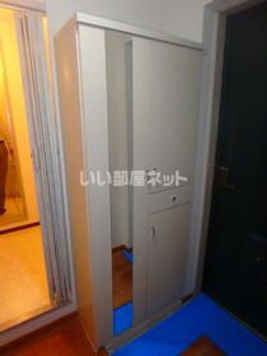 東京都八王子市大和田町5(マンション)の賃貸物件の玄関