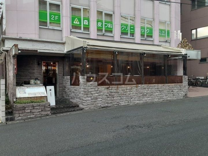 クローバーフラットIIの周辺