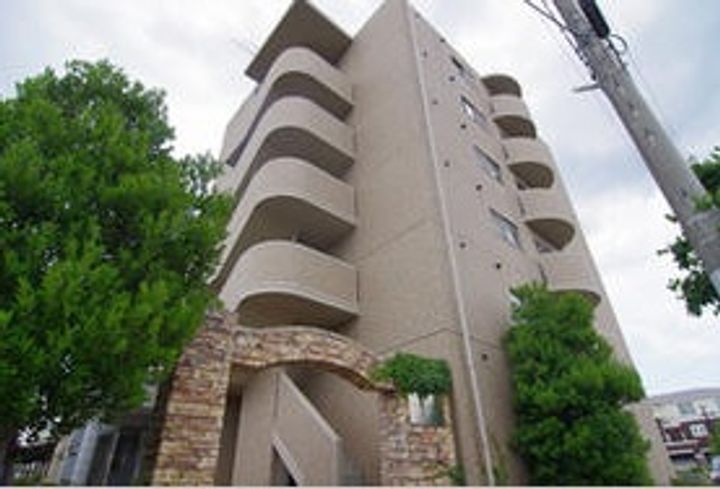 宮城県岩沼市たけくま2(マンション)の賃貸物件の外観