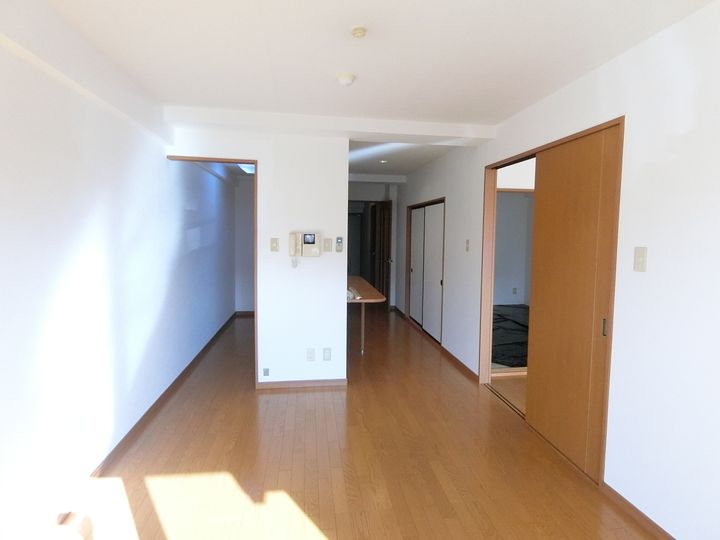 宮城県岩沼市たけくま2(マンション)の賃貸物件の居間