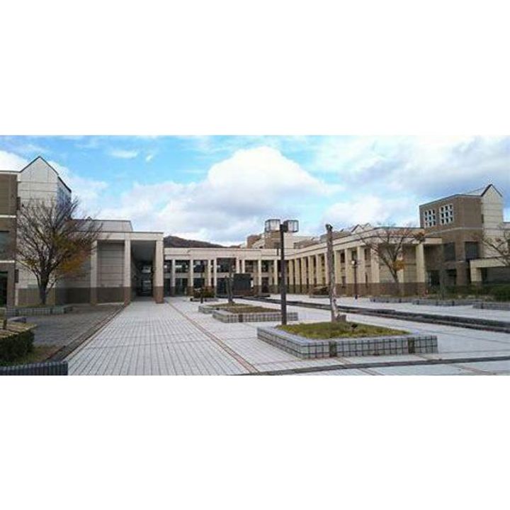 カーサYAMAMOTOの周辺