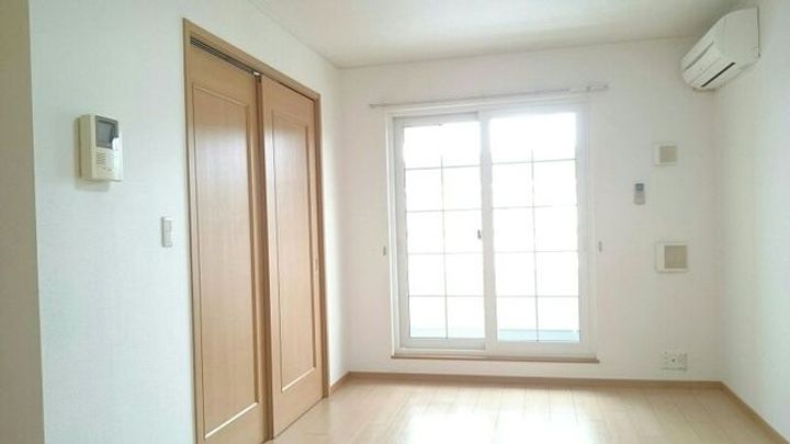 茨城県高萩市高浜町3(アパート)の賃貸物件の居間