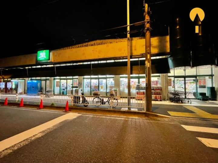 ハーミットクラブハウス横浜桜木町南の周辺
