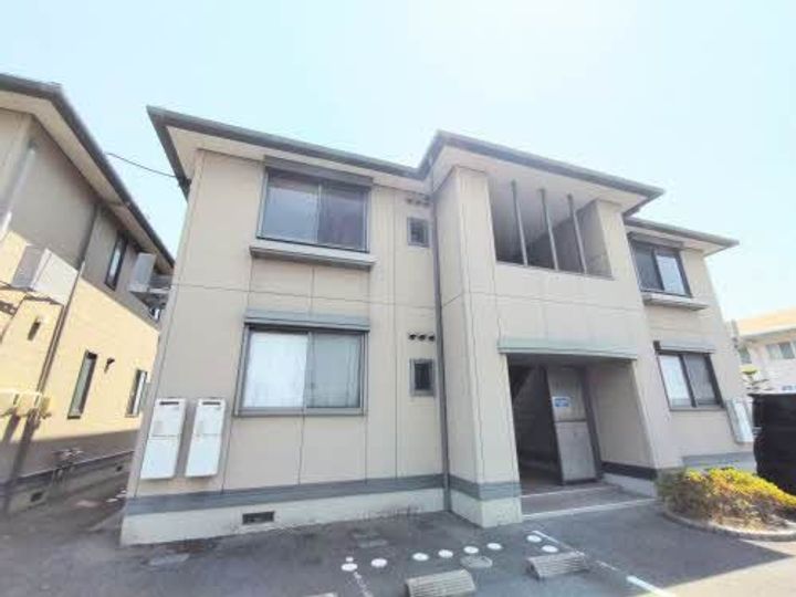 シャーメゾン東割 A棟の外観