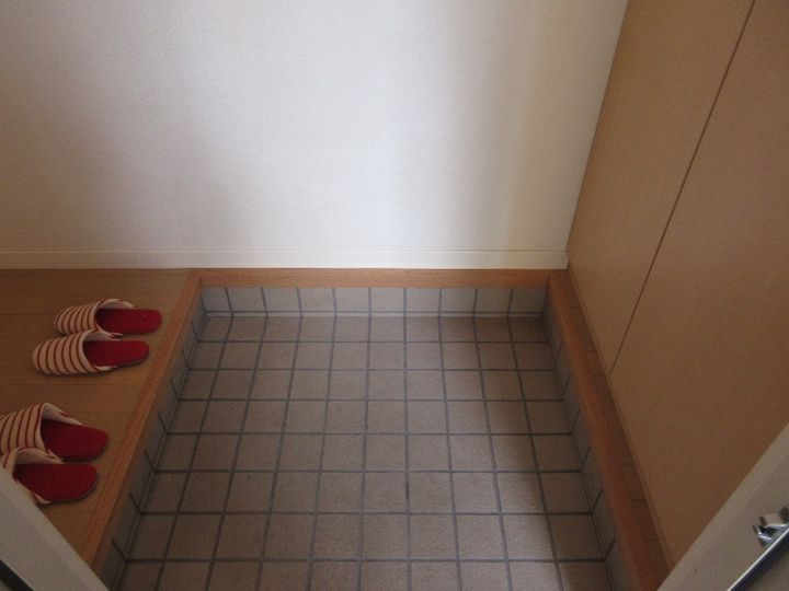 岡山県倉敷市連島1(アパート)の賃貸物件の玄関