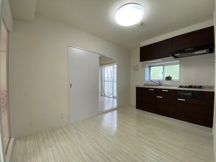 第6三井ビルの居間