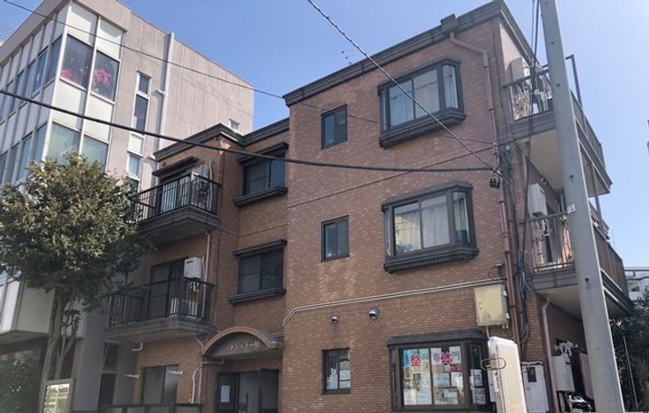 プチシャトー柏の外観