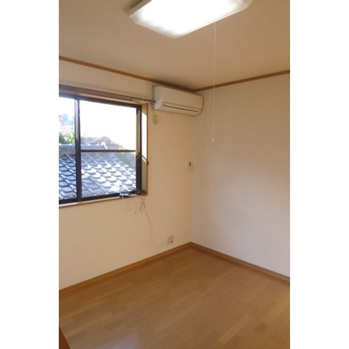 ヘルシー御所の居間
