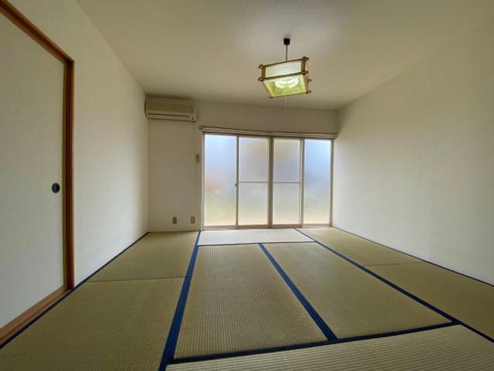 コーポ花沢の居間