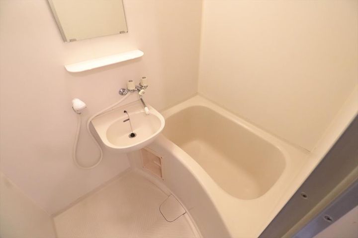 コーポ ベルビーの風呂