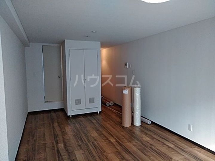 ライオンズマンション末吉町の居間