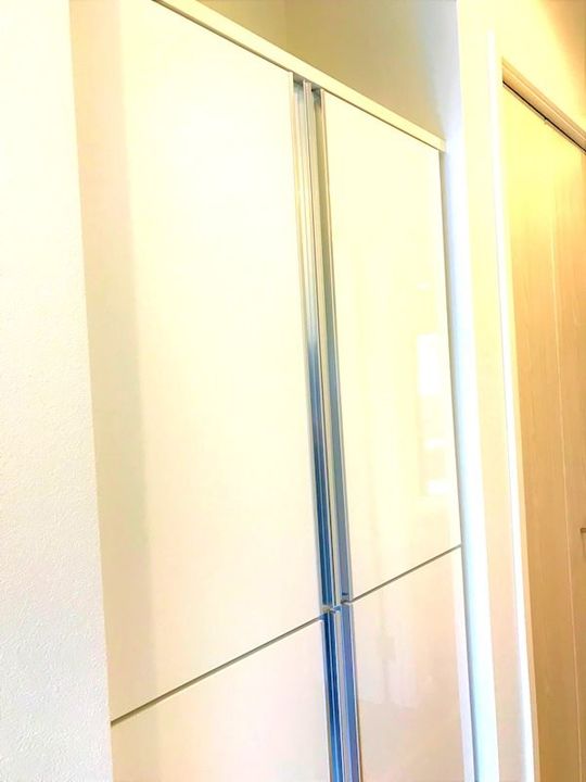 船橋3丁目8番地6号の居間