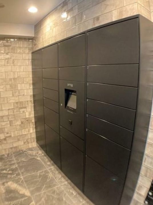 プレール・ドゥーク新宿Westの内装