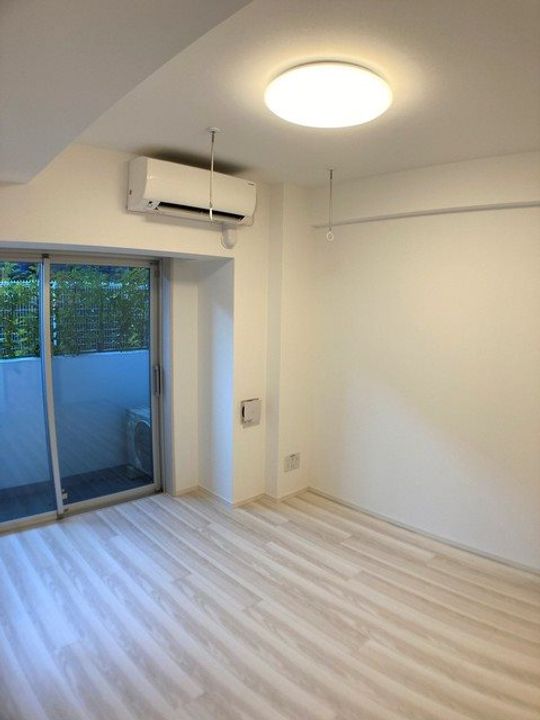 プレール・ドゥーク新宿Westの居間