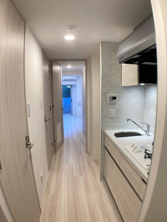 プレール・ドゥーク新宿Westの玄関