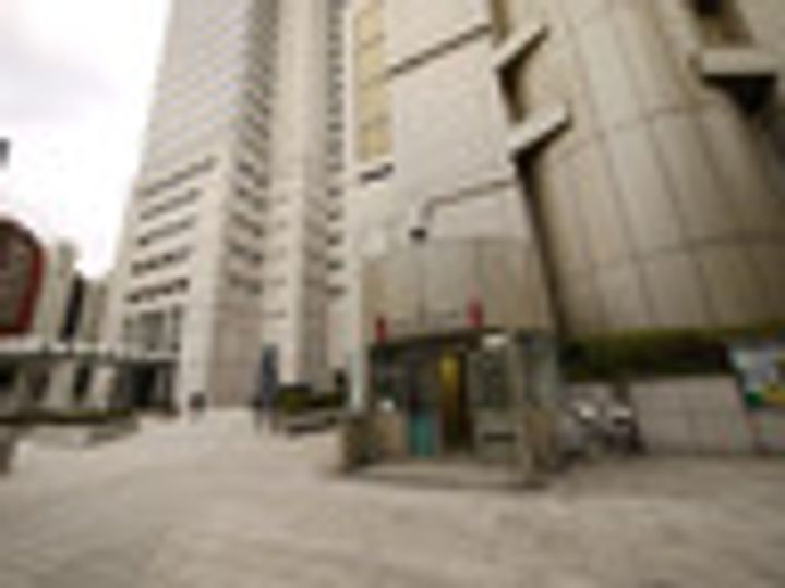 プレール・ドゥーク新宿Westの周辺