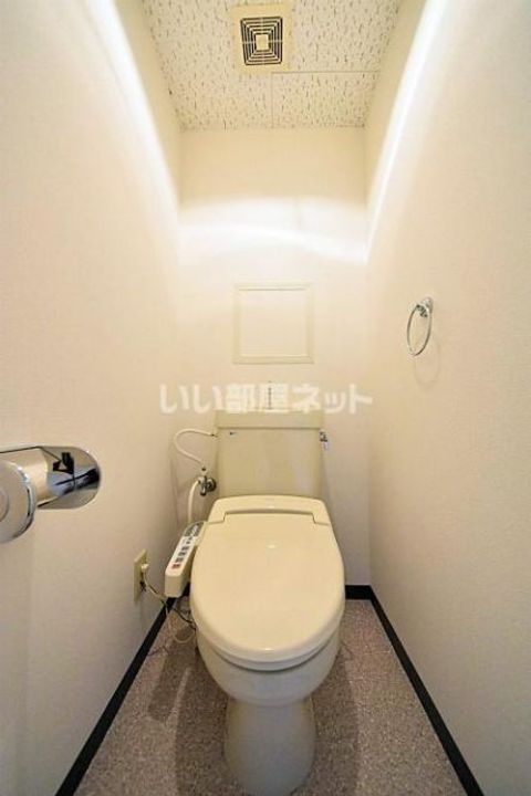 奈良県大和高田市神楽3(マンション)の賃貸物件の内装