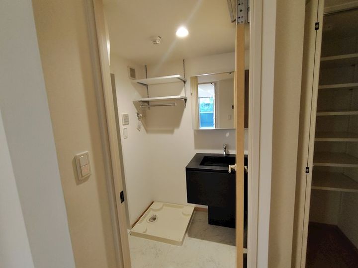 ミライエ表参道の内装