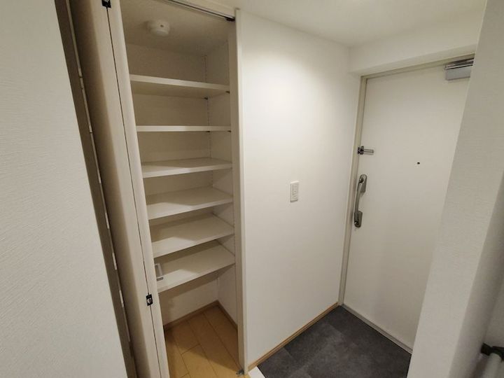 ミライエ表参道の玄関