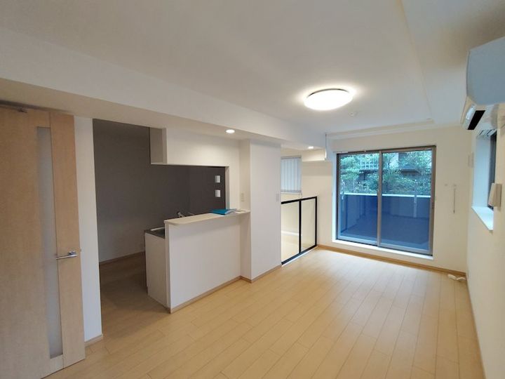 ミライエ表参道の居間