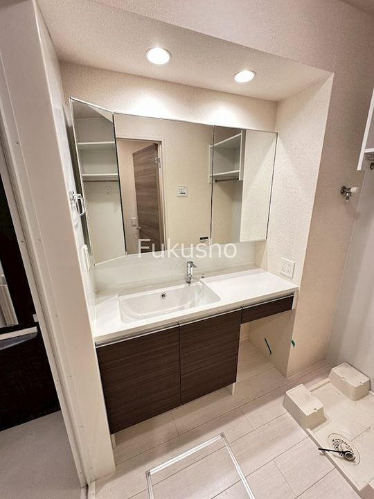 プリュス港南台の内装