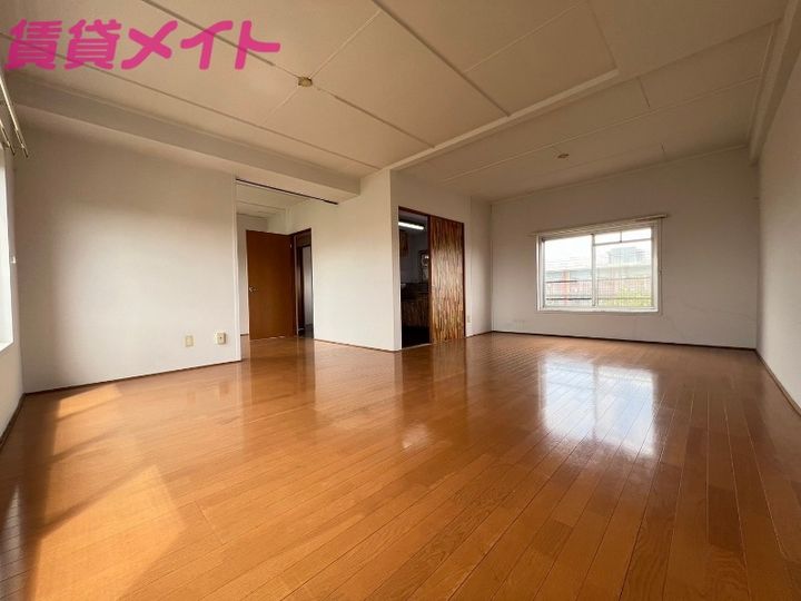 レスピラーレ曙の居間