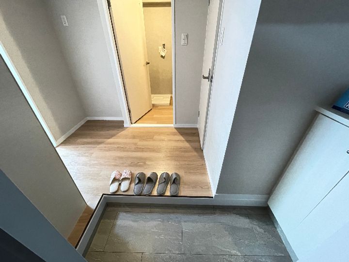 セントラルハイツ カシノの玄関